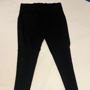 Black jeggins with back pockets size large